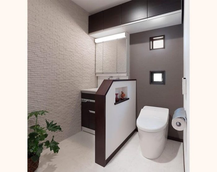茨城県牛久市のトイレリフォーム実例
エコカラットプラスを用いたおしゃれなトイレ空間